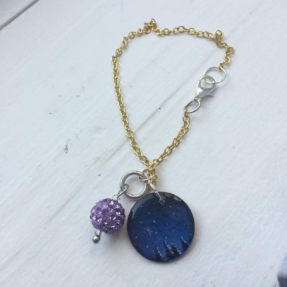 Bracelets - Picture 3 of 5